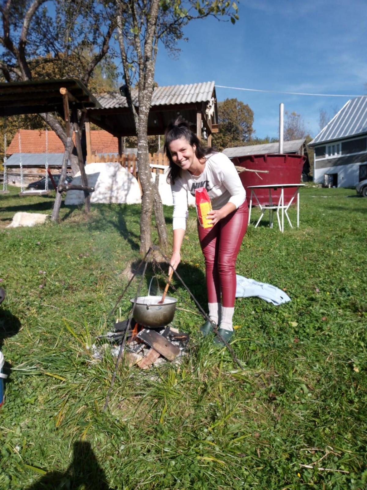 Retreat Sejour On Farmhouse ,Rosia Montana, Acces Optional Hottube Hotel Ruang foto